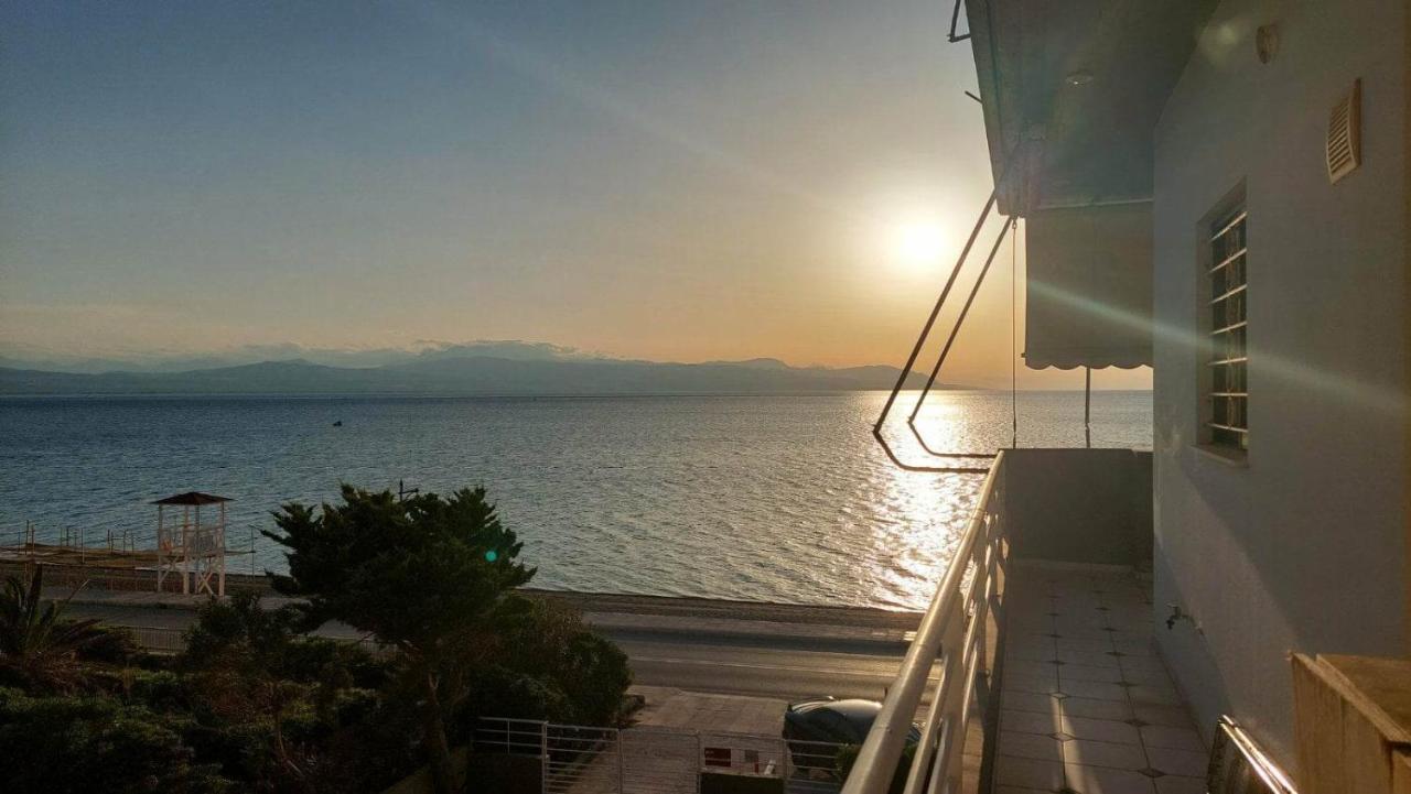 Apartamento Loutraki Bay Exterior foto